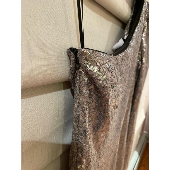 Highline Collective S/P Silver Sequin One Shoulder Dress - Picture 5 of 5